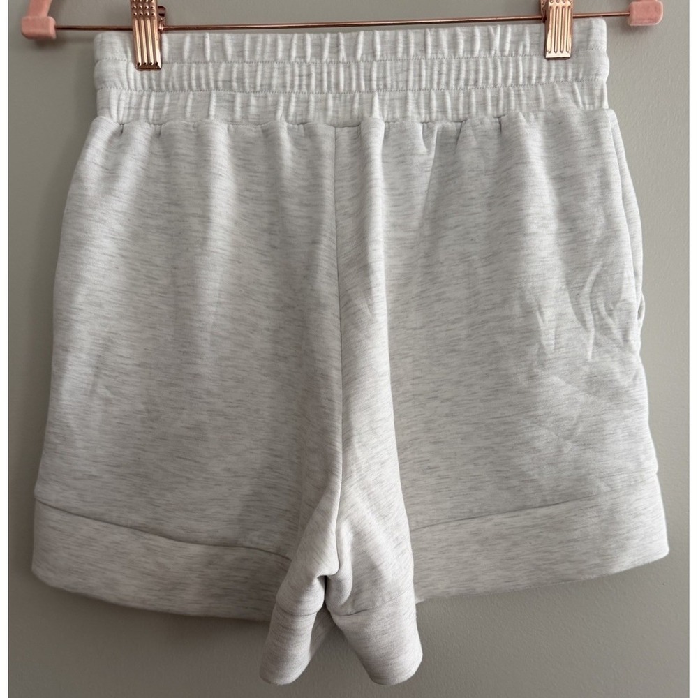 Varley Double Soft Atrium High Rise Shorts 4.5 Light Grey Marl Women's Small - Picture 2 of 13